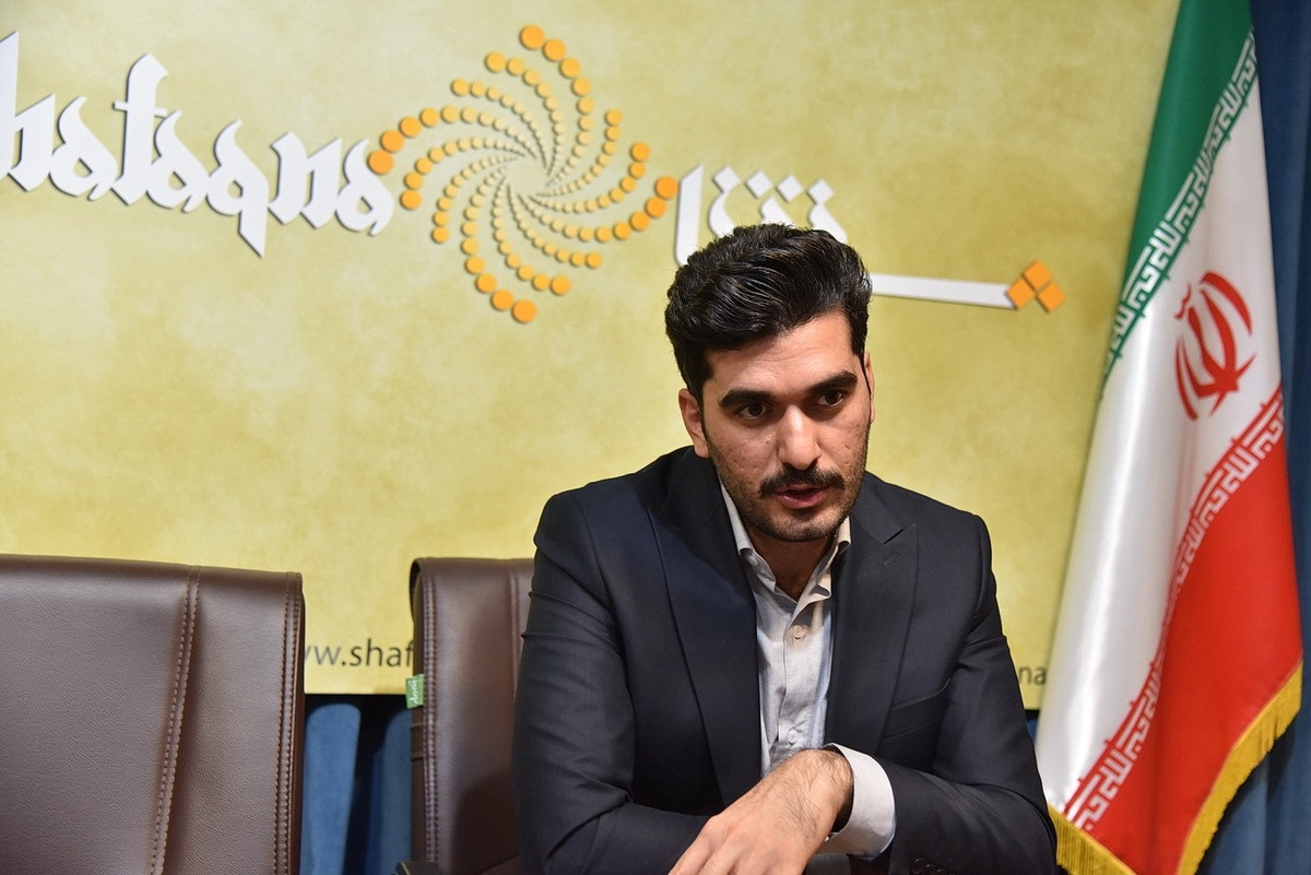 جنجال حقوق ۲۰۰ میلیونی عضو ارشد دولت/ ماجرای استخدام یک شبه در پتروشیمی جم چیست؟ جنجال حقوق ۲۰۰ میلیونی عضو ارشد دولت/ ماجرای استخدام یک شبه در پتروشیمی جم چیست؟