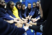 ادای احترام نظامی بانوان ملی‌پوش پس از طلای آسیایی+فیلم