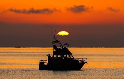۴ کشته در حمله آمریکا به یک قایق در آب‌های بین‌المللی