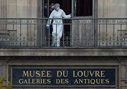 پلیس فرانسه همچنان به دنبال سارقان جواهرات موزه لوور