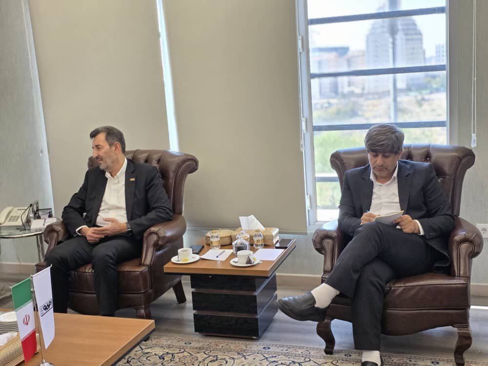 گردهمایی مدیران عامل ادوار فولاد مبارکه؛ همافزایی تجربه و استراتژی برای تداوم رشد اقتصادی گروه گردهمایی مدیران عامل ادوار فولاد مبارکه؛ همافزایی تجربه و استراتژی برای تداوم رشد اقتصادی گروه