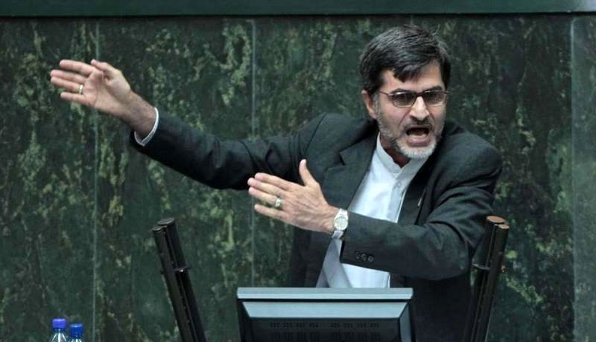 توضیح جالب کوچک‌زاده درباره غیبت اش در اجتماع محاکمه روحانی و ظریف+ عکس