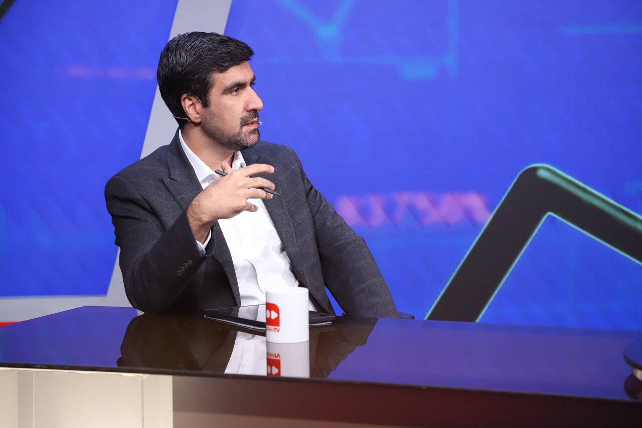 رونمایی دولت از بنزین  ۷۵۰۰ تومانی / مردم آماده باشند رونمایی دولت از بنزین  ۷۵۰۰ تومانی / مردم آماده باشند