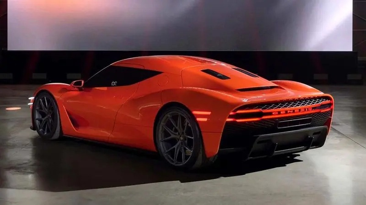 جنسیس با ماگما قلب مرسدس و بی‌ام‌و را هدف گرفت