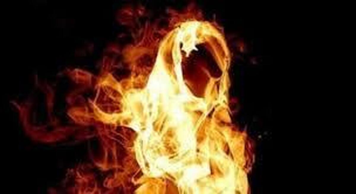 خودسوزی شاکی در دادسرای کهنوج/ حال مردِ حادثه‌ساز چگونه است؟