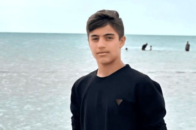 مرگ دلخراش پسر جوان نماینده مجلس / او پیک موتوری بود + عکس مرگ دلخراش پسر جوان نماینده مجلس / او پیک موتوری بود + عکس