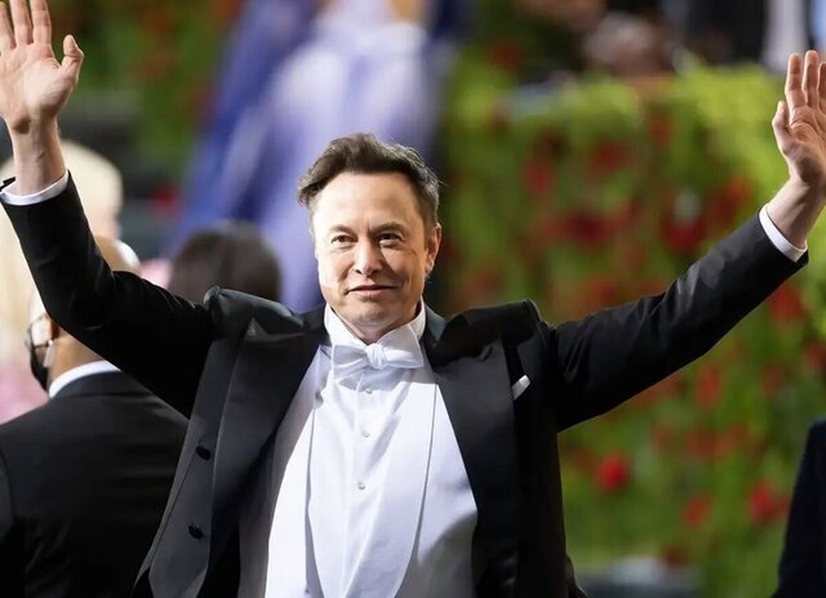 ایلان ماسک با آن همه پول چه می‌کند؟