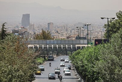 بارش باران و برف در ارتفاعات پایتخت / آلودگی هوا همچنان مهمان ناخوانده تهرانی‌ها تا هفته آینده