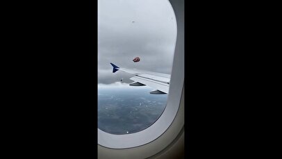 برخورد ترسناک صاعقه با بالن مسافران + فیلم