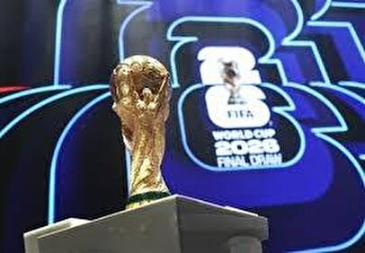 رونمایی از جایزه بهترین بازیکن زمین جام جهانی ۲۰۲۶+ عکس