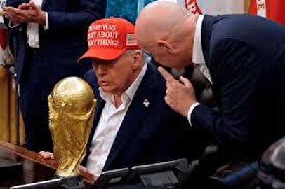 حضور دونالد ترامپ و اینفانتینو در مراسم قرعه‌کشی جام جهانی ۲۰۲۶+ عکس