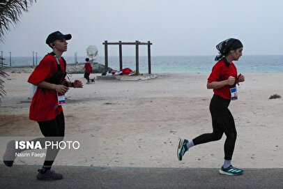 تصاویر جنجالی ماراتن کیش/ بازداشت برگزارکنندگان بخاطر پوشش زنان شرکت‌کننده+ فیلم