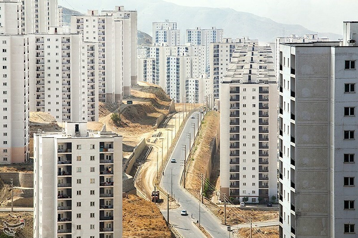 چرا سرمایه از بازار مسکن به سمت بازار طلا و دلار سرازیر شد؟