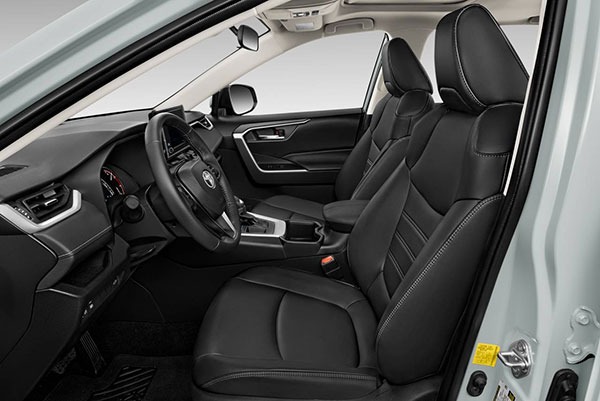 راز محبوبیت تویوتا راو ۴ در بازار کراساوورها چیست؟ راز محبوبیت تویوتا راو ۴ در بازار کراساوورها چیست؟