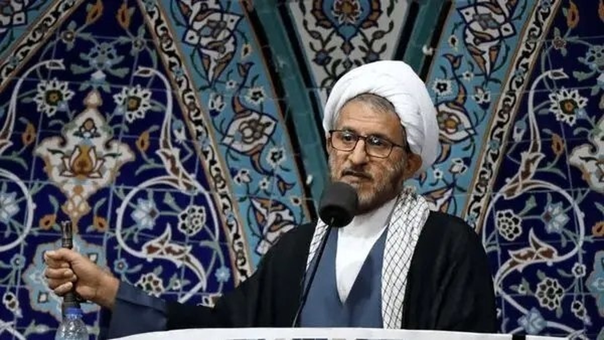 استعفای یک امام جمعه پس از استفاده از کلمه حرام‌زاده