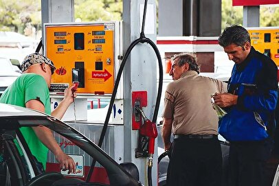 رکورد بنزینی عجیب در ایران / یک نفر ۶۰ هزار لیتر سوخت زد! + فیلم