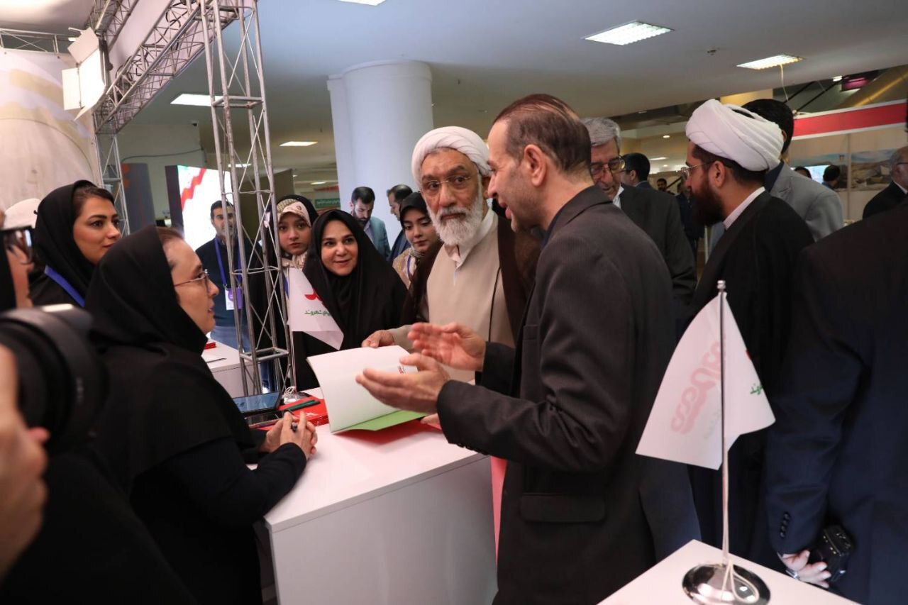 حضور فعال شهروند در رویداد «صنعت، دانشگاه و راه اشتغال»؛ تعامل گسترده با دانشجویان و معرفی فرصتهای شغلی خردهفروشی حضور فعال شهروند در رویداد «صنعت، دانشگاه و راه اشتغال»؛ تعامل گسترده با دانشجویان و معرفی فرصتهای شغلی خردهفروشی