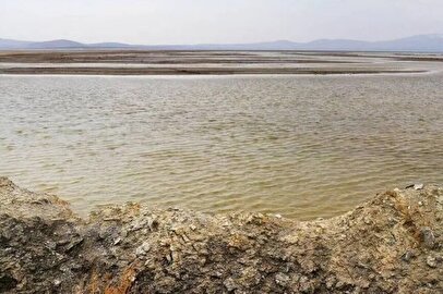 باران‌های پاییزی دریاچه ارومیه را زنده کرد / جهش ۴۰ سانتی‌متری تراز آب