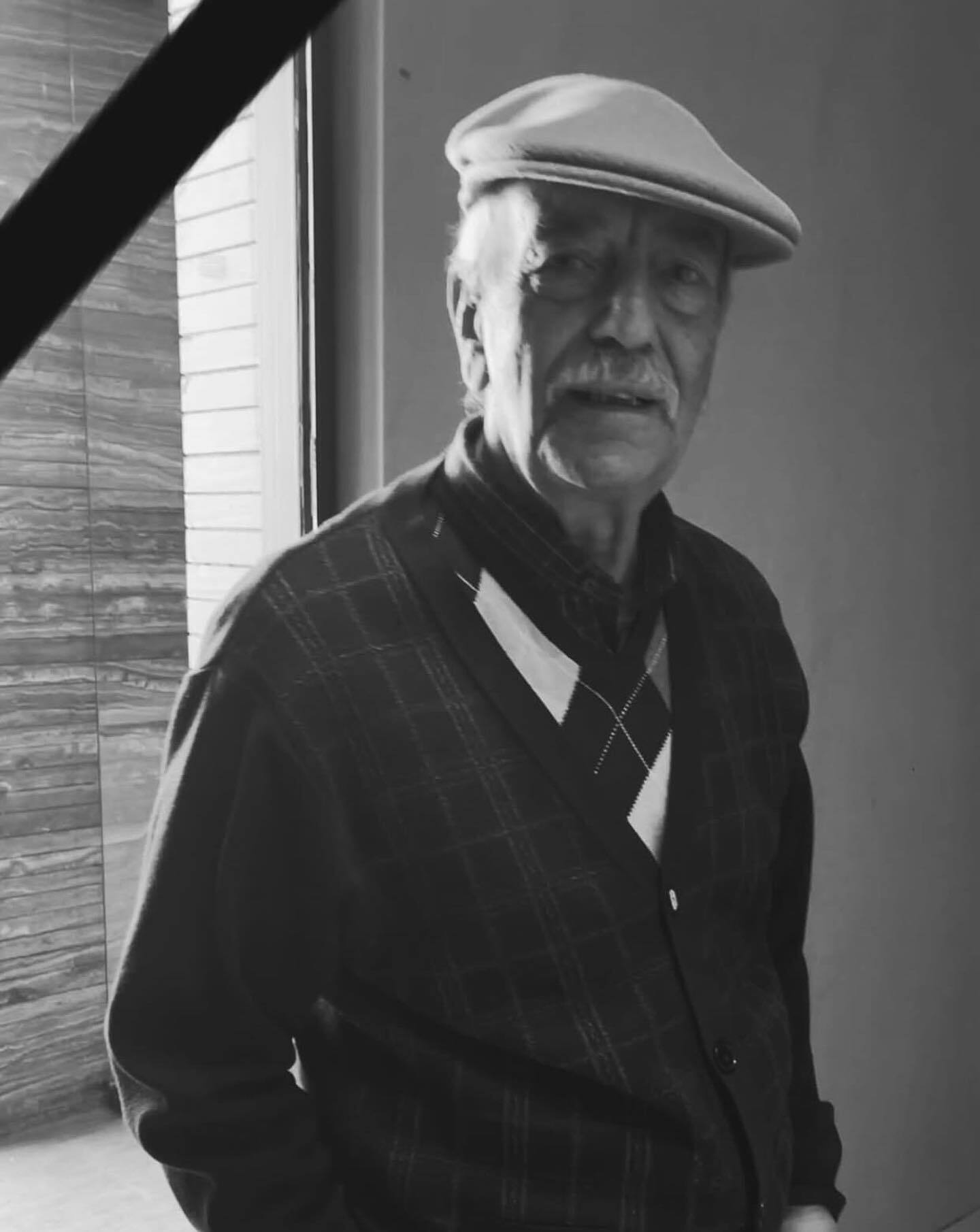 بازیگر سریالهای مهران مدیری عزادار شد بازیگر سریالهای مهران مدیری عزادار شد