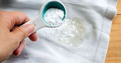 راهکارهای ساده برای پاک کردن لکههای چربی از لباس/ فوت و فن خانهداری