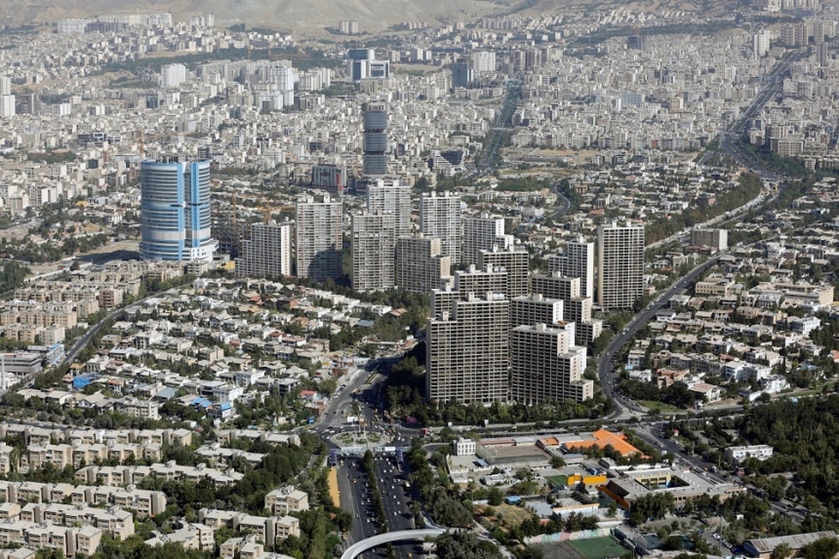 شاخص آلودگی هوای تهران امروز پنجشنبه ۲۰ آذر ۱۴۰۴ / این مناطق پایتخت قرمز شد