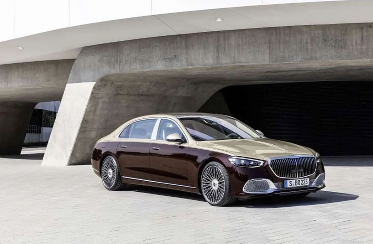 بابک زنجانی چطور برای ماشین ۱۵۰ میلیارد تومانی‌اش پلاک گرفته است؟/ واردات و شماره‌گذاری این خودرو ممنوع است