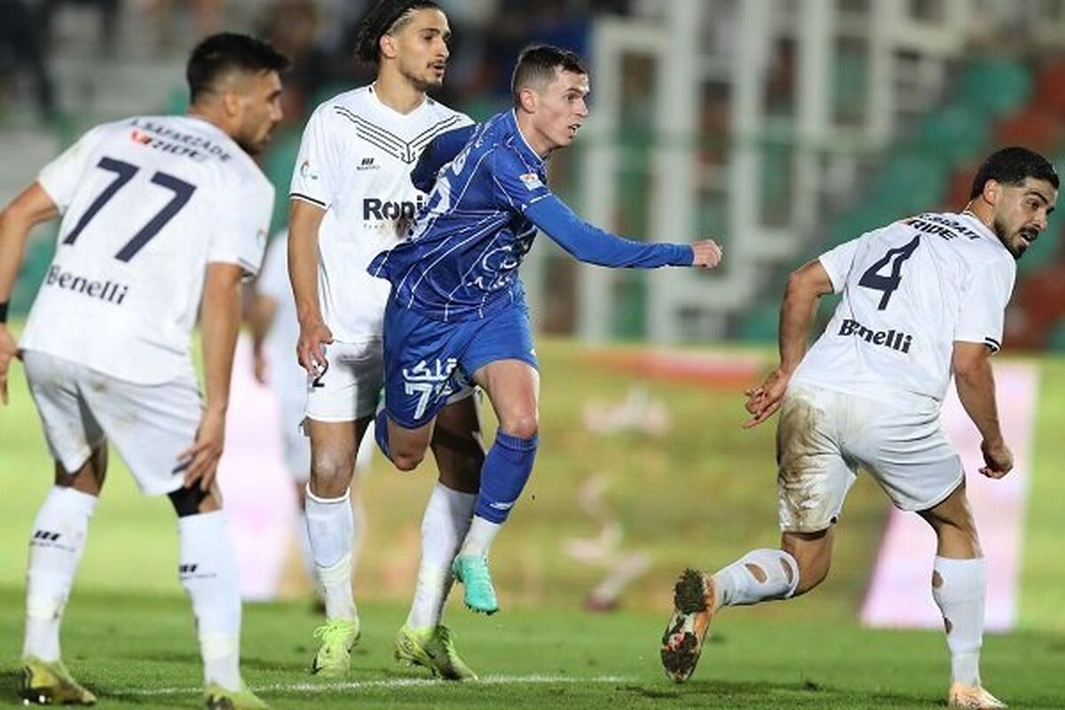 وینگر آلبانیایی افت کرد / ساپینتو چه تصمیمی می‌گیرد؟