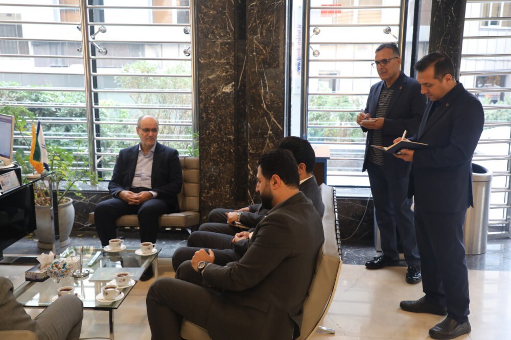 اولین بازدید دکتر جمالی از شعبه مرکزی شیراز جنوبی؛ گام‌های جدی برای آینده روشن موسسه اعتباری ملل