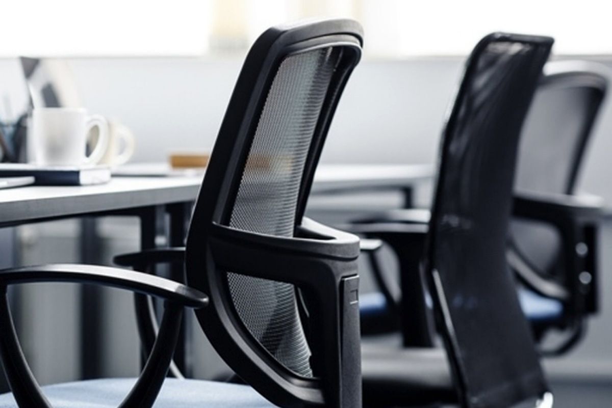 یک ممنوعیت سراسری در ادارات کشور اعلام شد / کارمندان آماده باشند