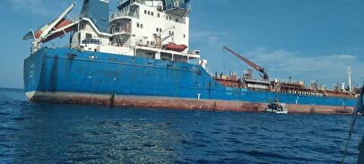 توقیف کشتی خارجی در دریای عمان توسط ایران / محموله کشتی مشکوک چه بود؟