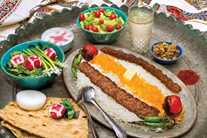 تدبیر تازه رستوران‌ها برای بقا / فروش غذای نیم‌پرسی کلید خورد