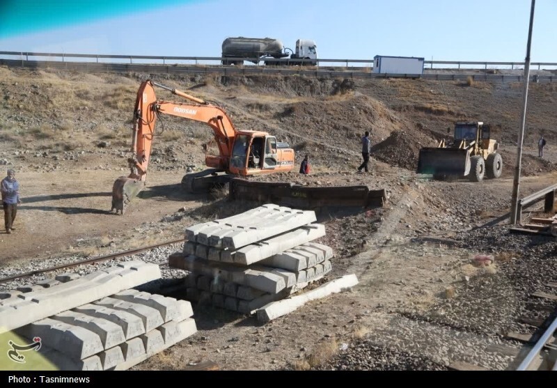 ماجرای اختلاف آماری پوتین و پزشکیان بر پروژه راه آهن رشت- آستارا/ اتمام پروژه سال ۲۰۳۰ است