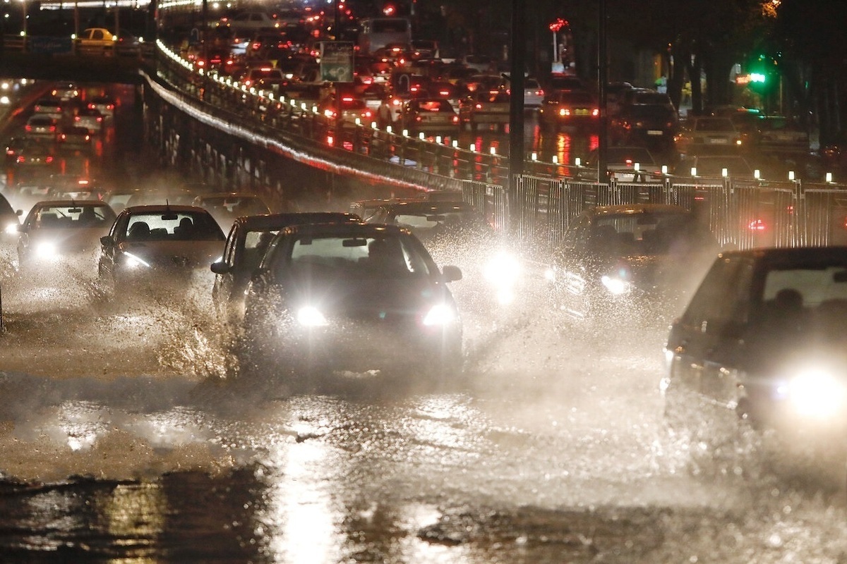 بارش بی سابقه باران در امارات / فرودگاه‌ها فلج شد + فیلم