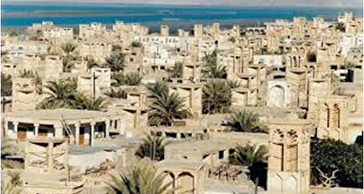 آسیب به قبرستان تاریخی لافت در پی بارش‌های شدید قشم+ فیلم