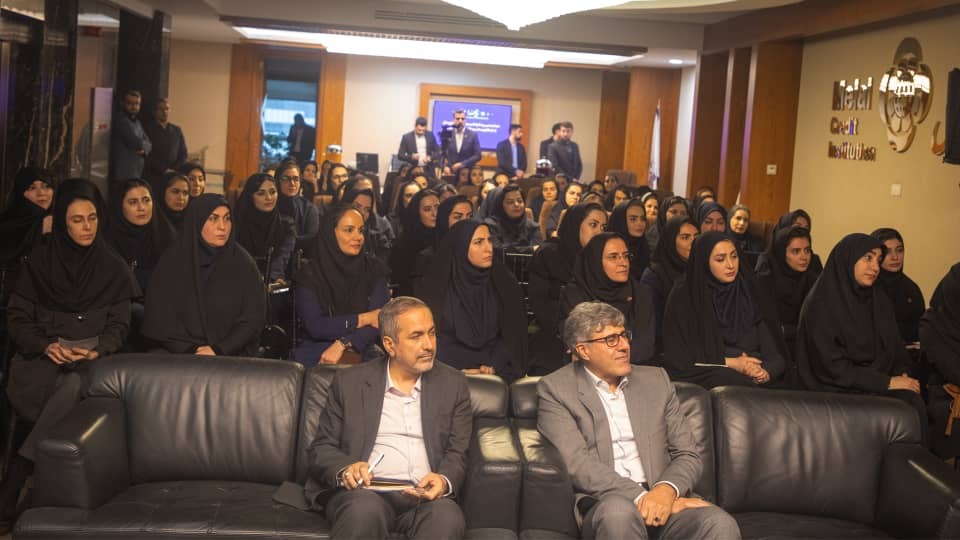 ترسیم مسیر تحول و ضرورت نقش آفرینی همه همکاران در دور جدید حیات موسسه