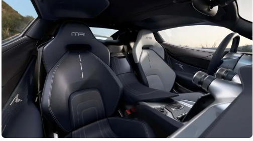 نِوِرا R ریماک، فراتر از خودرو / مالکیت همراه با قدرت تصمیم‌سازی