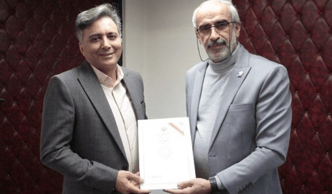 فوری/ خواننده مشهور پست گرفت