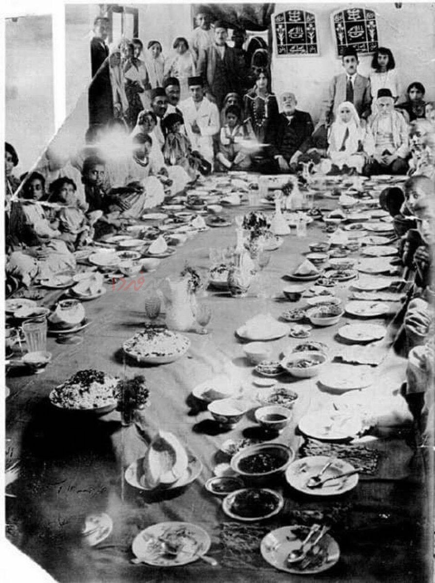 قدیمی‌ترین تصویر از جشن یلدای ایرانیان در دوران قاجار