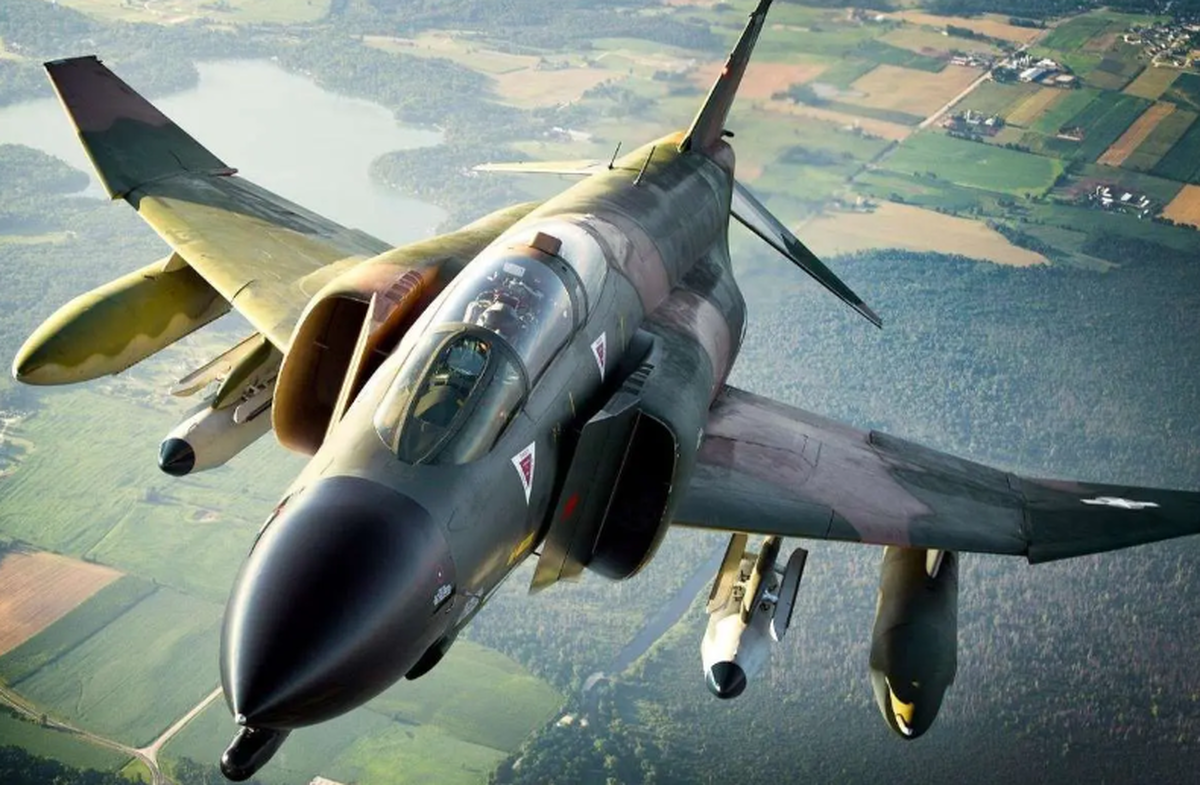 فوری / اطلاعیه ارتش درباره پرواز جنگنده‌ها در آسمان تهران