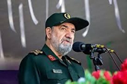 محسن رضایی: آمریکایی‌ها تقاضای دیدار با رئیس‌جمهور و رهبر انقلاب را خواهند کرد