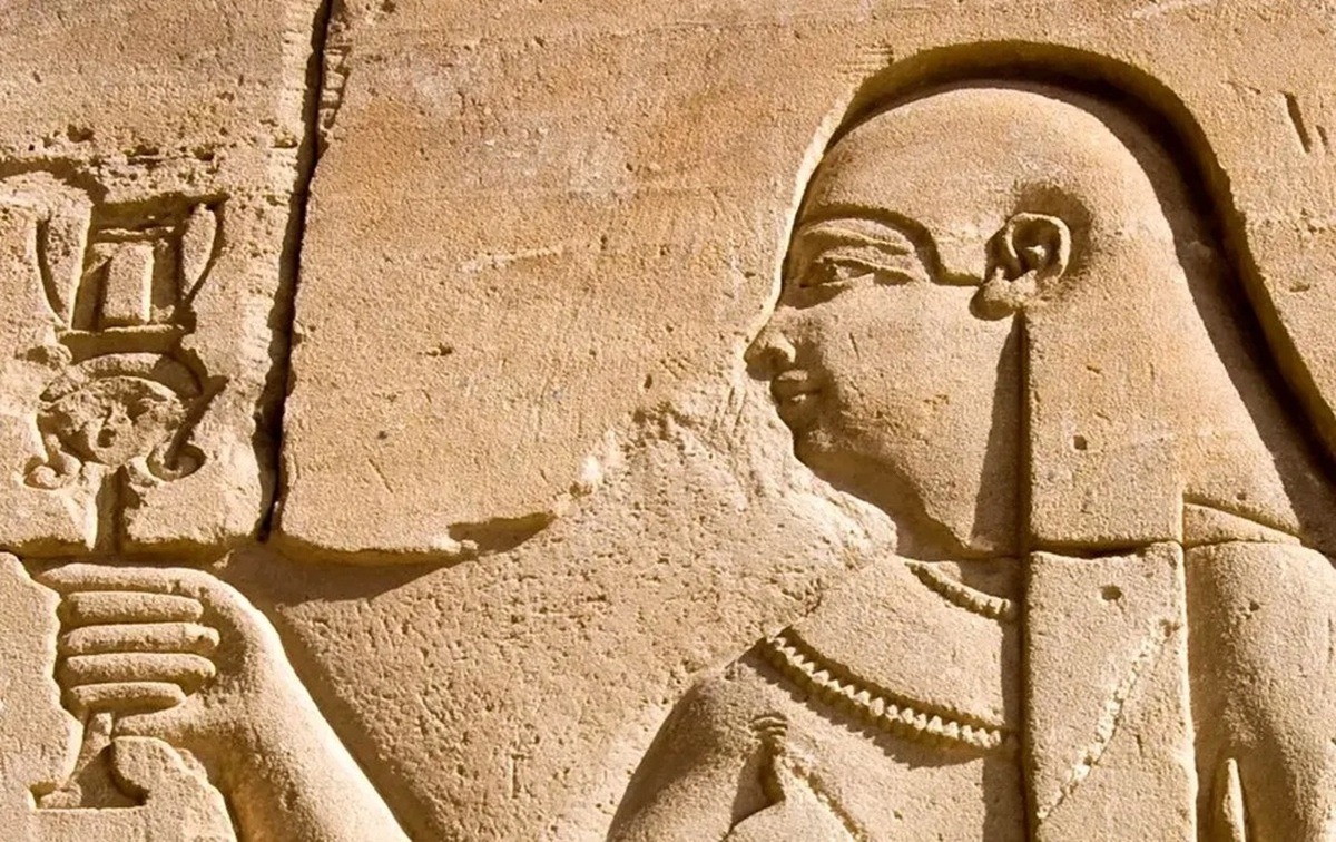 چرا کلئوپاترا به خطرناک‌ترین زن تاریخ مشهور شد؟