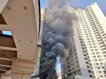 اولین تصاویر از آتش‌سوزی برج ۲۰ طبقه در غرب تهران+ فیلم