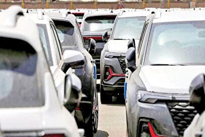 شماره‌گذاری خودرو‌های مناطق آزاد متوقف شد/ علت چیست؟