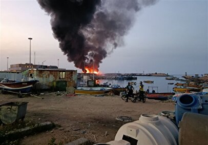 فوری/ کشتی مسافربری در جزیره خارک هدف قرار گرفت