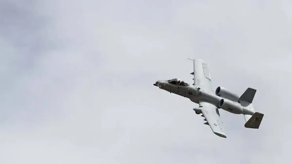 فوری/ سقوط یک فروند جنگنده A ۱۰ در جنوب