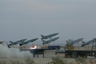 حمله پهپادی ارتش ایران به پایگاه‌های آمریکا در امارات و کویت