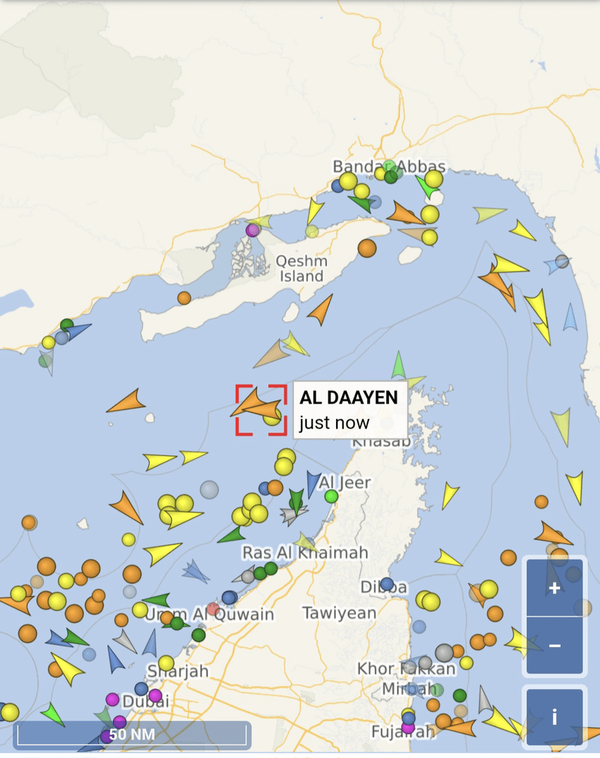 فوری/ کشتیهای این کشور از تنگه هرمز برگشت خورد فوری/ کشتیهای این کشور از تنگه هرمز برگشت خورد