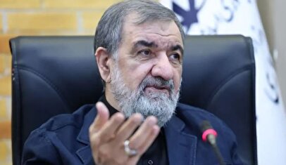 محسن رضایی: نتانیاهو، ترامپ را وادار به انتحار سیاسی کرده است