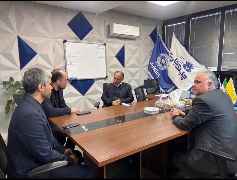 بازدید مدیرعامل بانک تجارت از مرکزارتباط مشتریان ۱۵۵۴