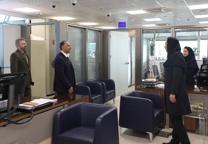 خدمت بانک تجارت به مشتریان با حداکثر کیفیت ادامه دارد